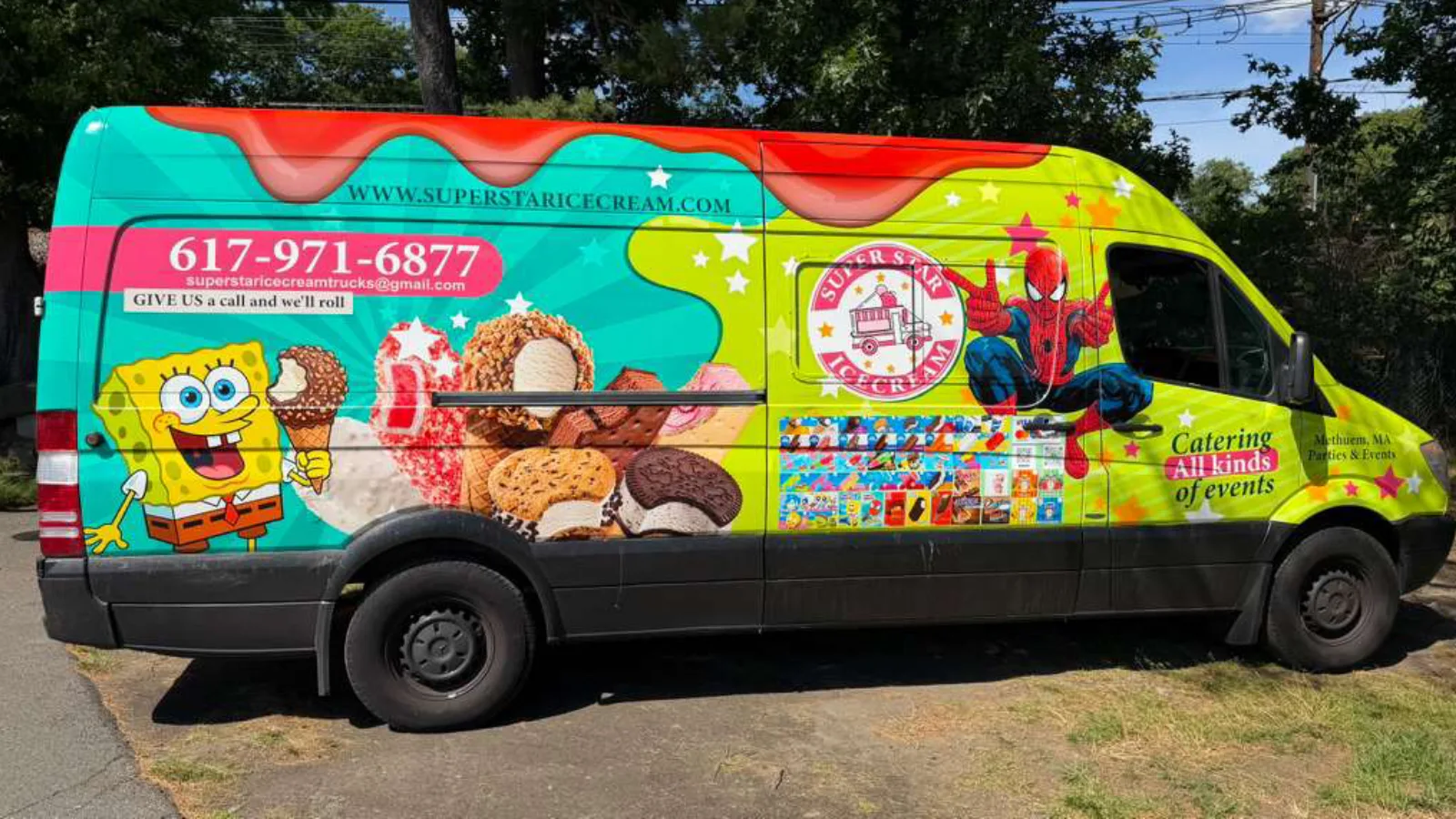 Super Star Ice Cream truck rental for birthdays, school events, corporate events, festivals and private parties in Massachusetts and New Hampshire