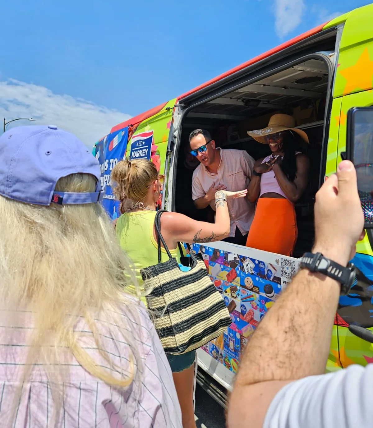 Ice cream truck rental in Chester NH for parties and events