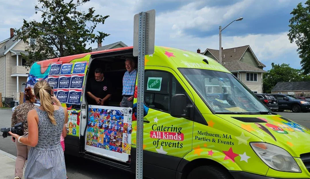 Ice cream truck rental in Kingston NH for parties and events
