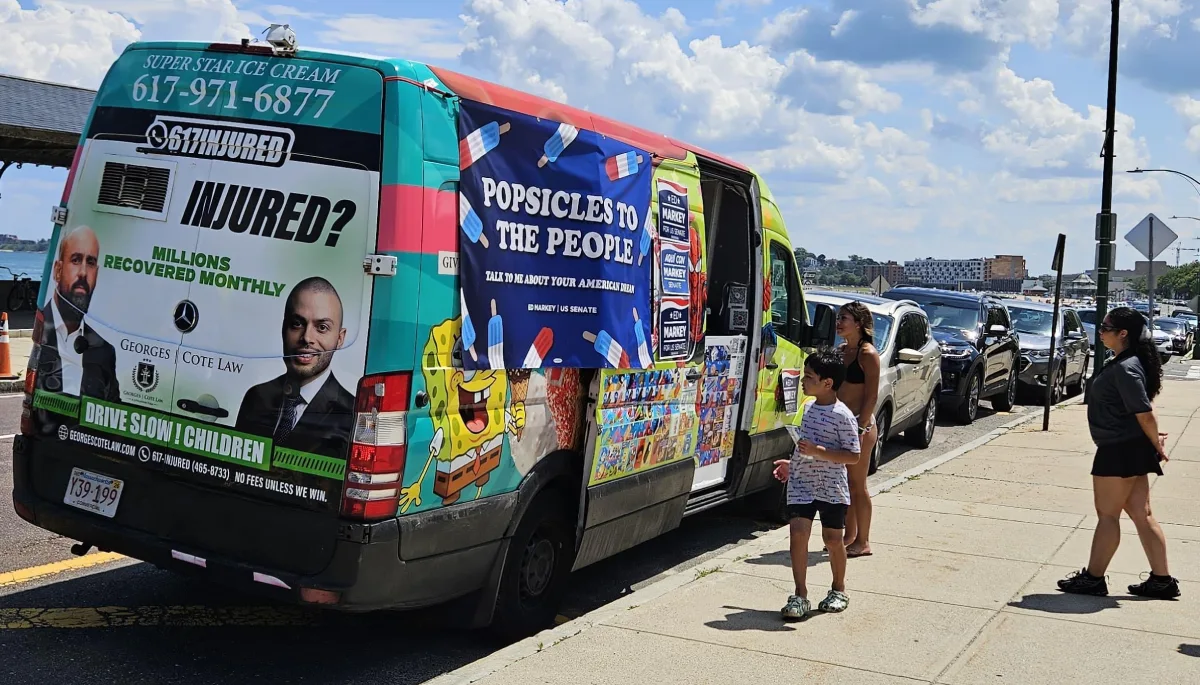 Ice cream truck rental in Wellesley MA for parties and events