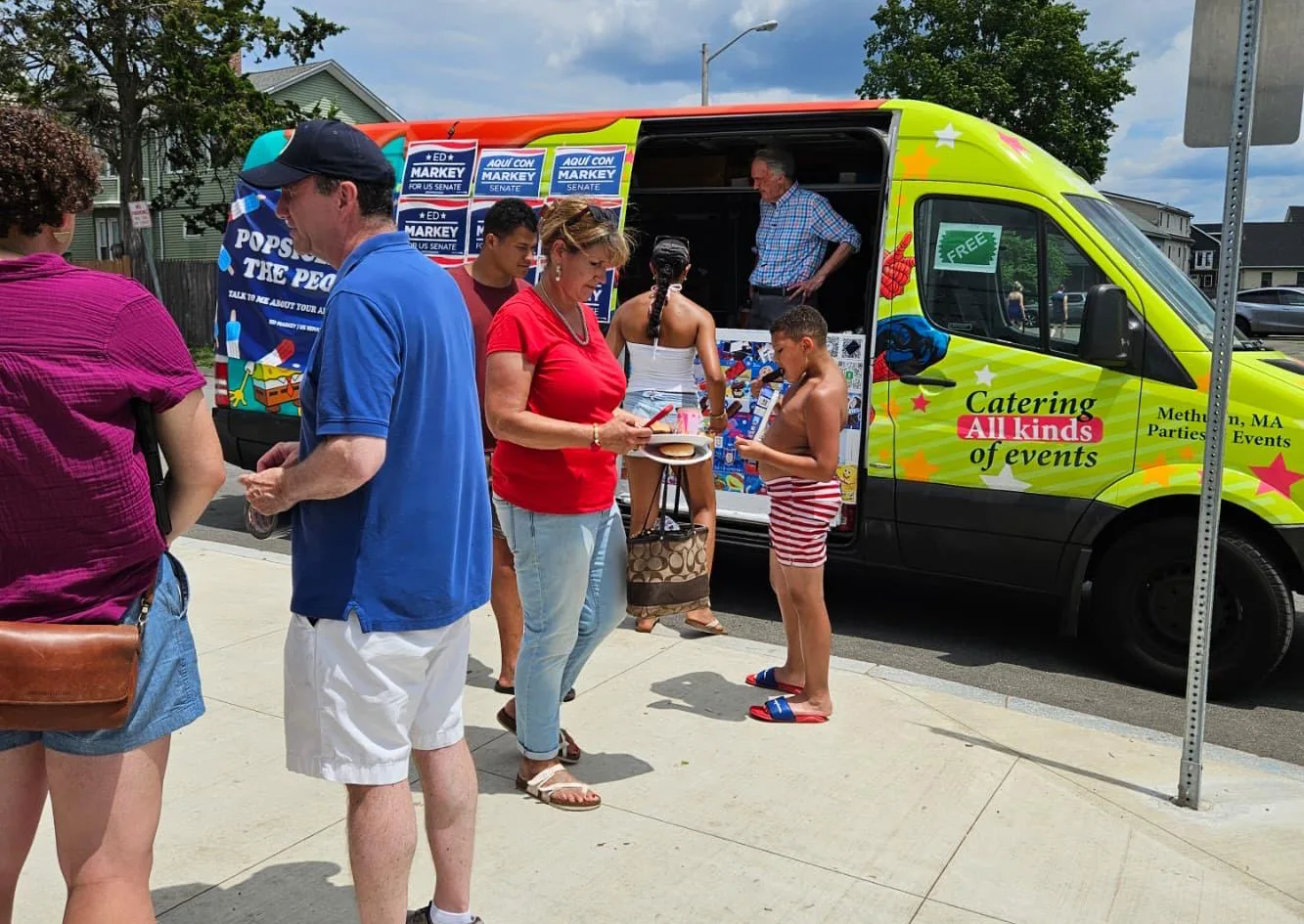 Ice cream truck rental in Windham NH for parties and events