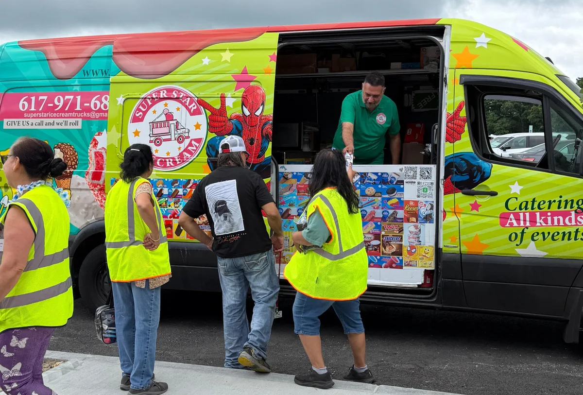 Ice cream truck rental in Boxborough MA for parties and events