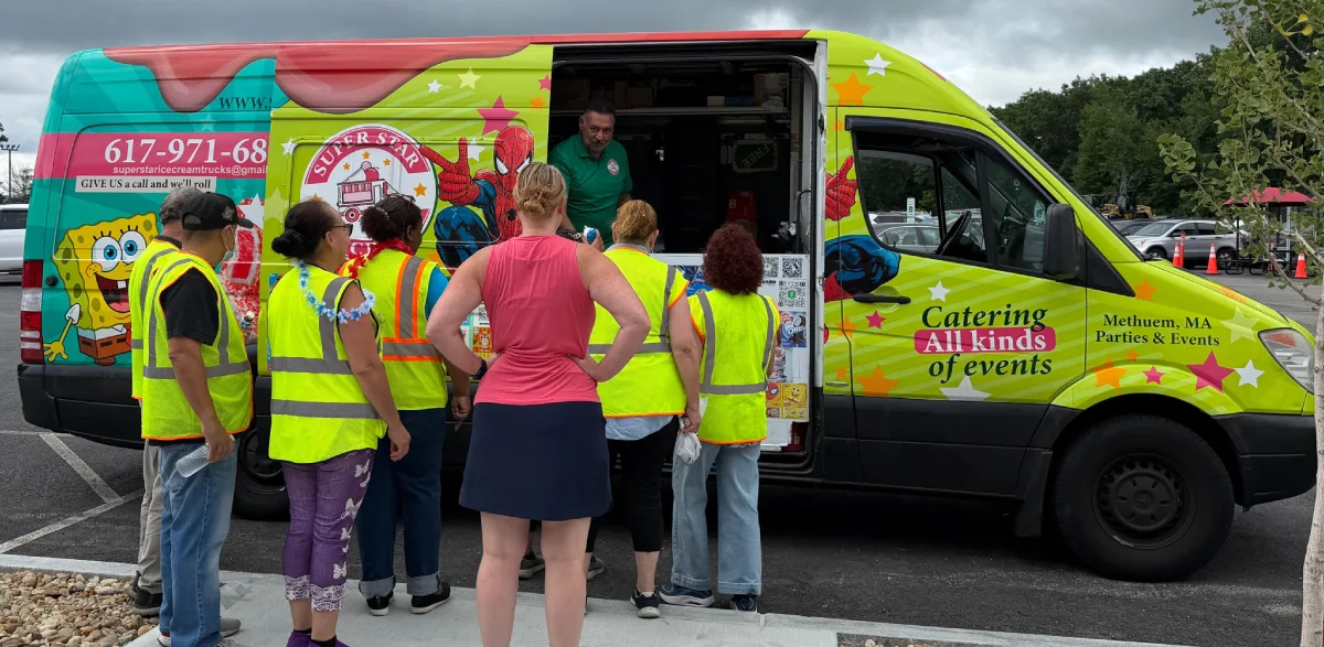 Ice cream truck rental in Cambridge MA for parties and events