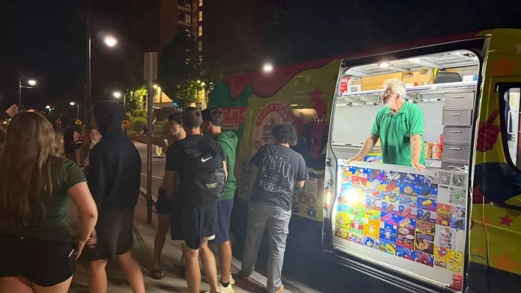 Ice cream truck rental in Yarmouth MA